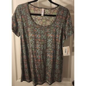 LuLaRoe Classic T NWT Women’s Medium Geometric Print Top